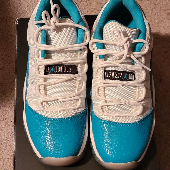 Jordan 11 Retro Low Aqua Safari - Picture 3 of 4